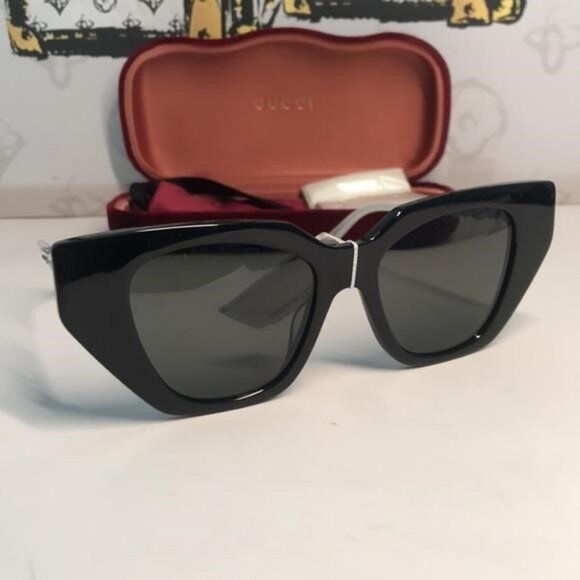 New Authentic Gucci Black Cat-Eye Sunglasses GG0641s 001 - Picture 7 of 11